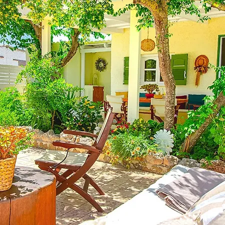 Pretty Spiti Semesterbostad Laganas